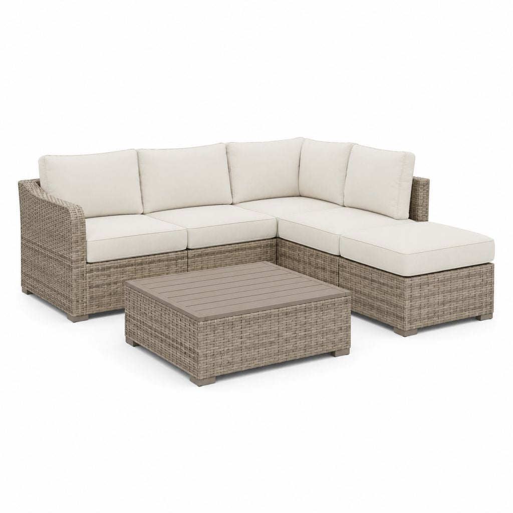 Set divano angolare da esterno 4 posti in rattan PE tortora con cuscini crema 225 x 150 x 72 cm e tavolino 95 x 60 x 35 cm